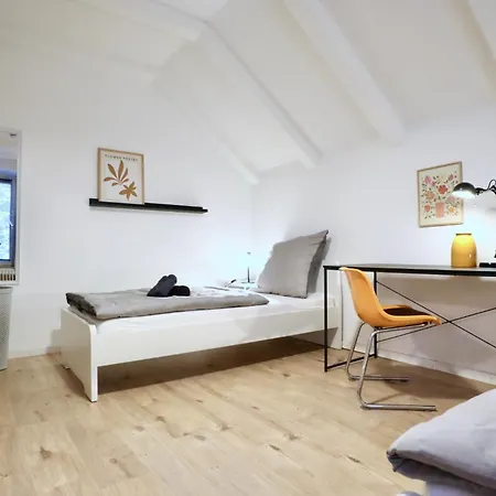 Lejlighed Bege Deskside *