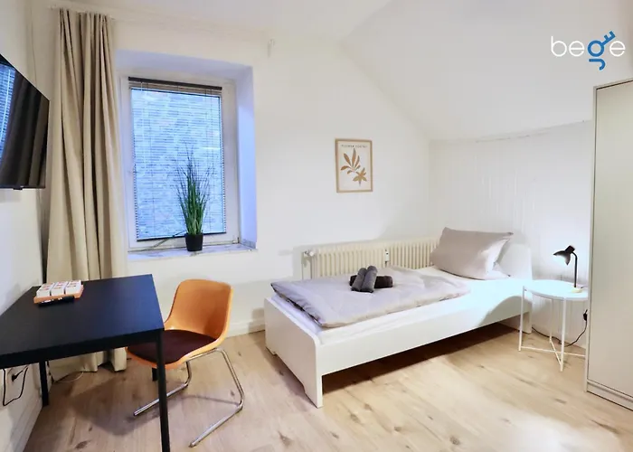 Bege Deskside Lejlighed