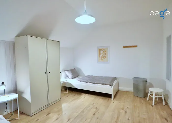 Bege Deskside Witten