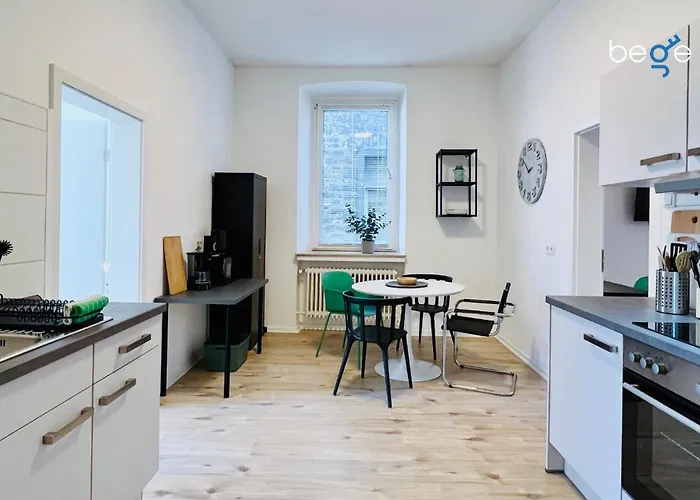 Bege Deskside Lejlighed